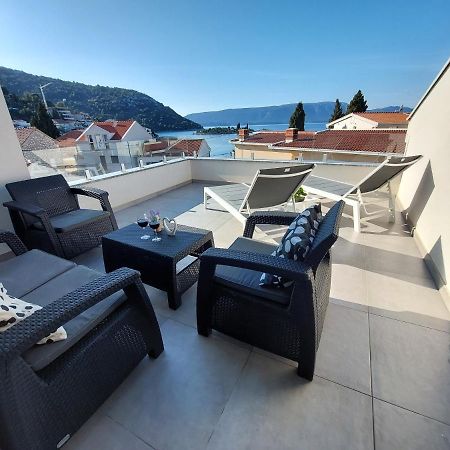Villa Luni Блаце Екстер'єр фото
