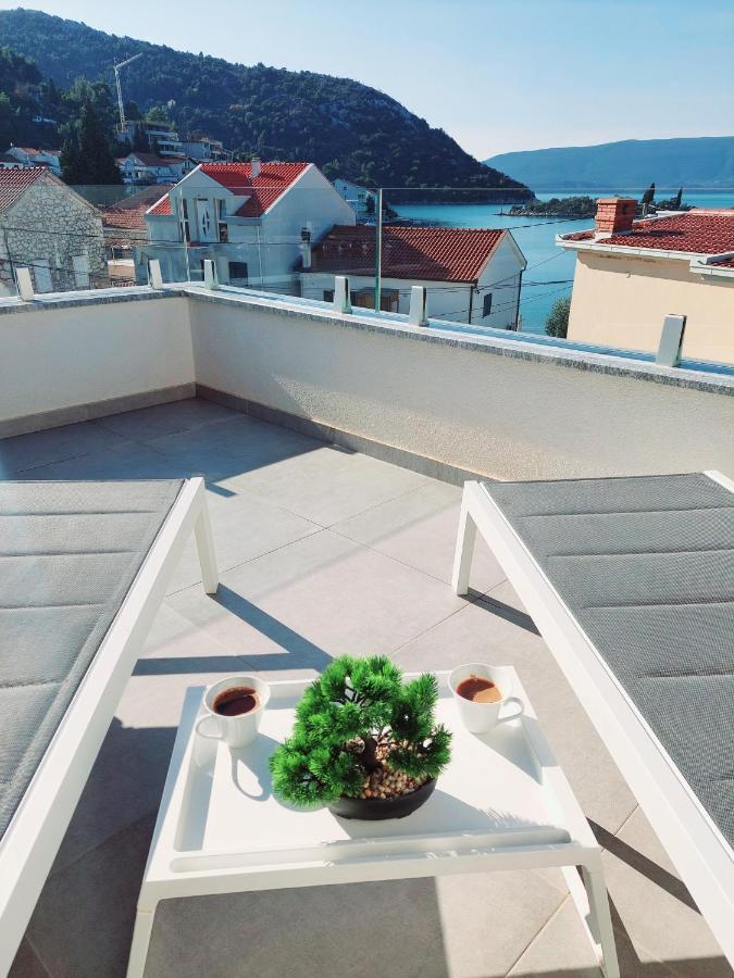 Villa Luni Блаце Екстер'єр фото